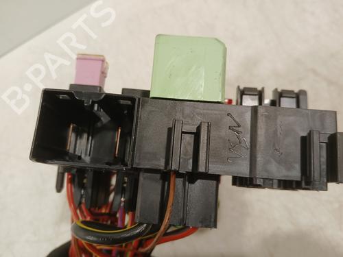 Fuse box VW POLO VI (AW1, BZ1, AE1) 1.6 TDI | BP39586853E1 - Image 3