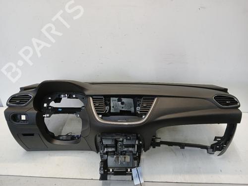 Used Dashboard Dashboard 37267230 37267230