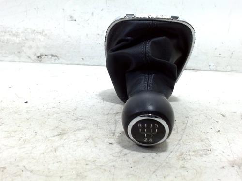 manual-gearbox-selector-opel-corsa-e-x15-13-cdti-08-68-2014-10141617 main image