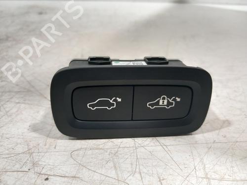 Interruttore Interruttore LYNK & CO 01 PHEV (261 hp) 33719112 33719112