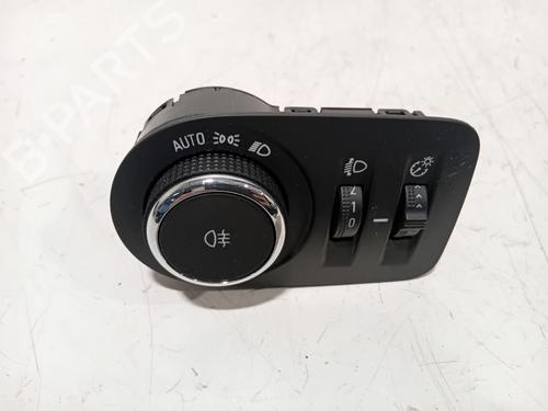 Used Headlight switch Headlight switch 37518378 37518378
