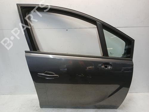 Dør højre fortil Dør højre fortil OPEL MERIVA B MPV (S10) 1.4 (75) (100 hp) 37241495 37241495