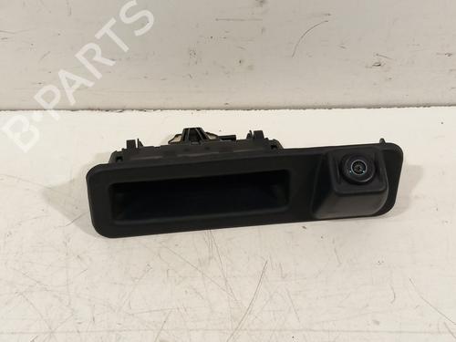 Used Tailgate handle BMW 3 (G20, G80, G28) 320 e Plug-in-Hybrid (204 hp) 33003612