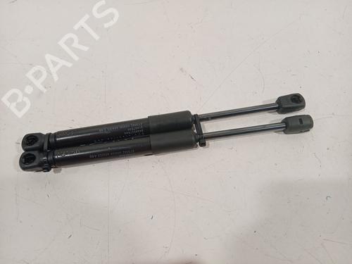 Used Hood lift support LYNK & CO 01 PHEV (261 hp) 25777362