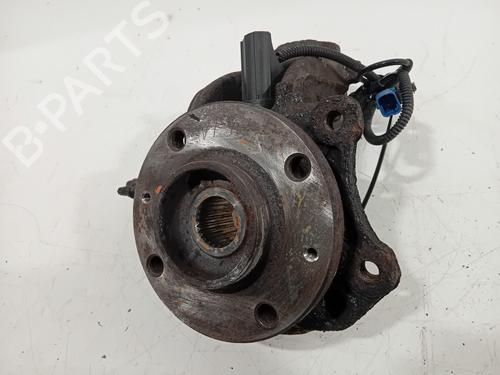 Fusée avant droite PEUGEOT 2008 I (CU_) 1.2 THP 110 / PureTech 110 (110 hp) 32338635