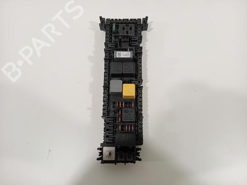 Used Fuse box Fuse box 29431722 29431722