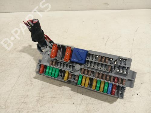 Used Fuse box Fuse box BMW 5 (G30, F90) 520 d (190 hp) 33935268 33935268