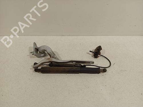 Used Hinge/Door check strap MERCEDES-BENZ E-CLASS T-Model (S211) E 500 T (211.272) (388 hp) 19148511