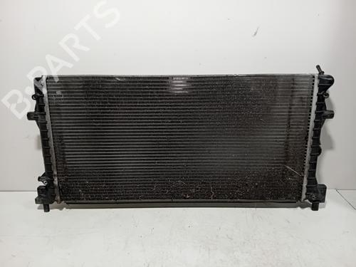 Used Water radiator Water radiator 37416208 37416208
