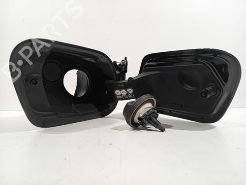 Used Fuel flap BMW 1 (F40) 118 i (140 hp) 27558349