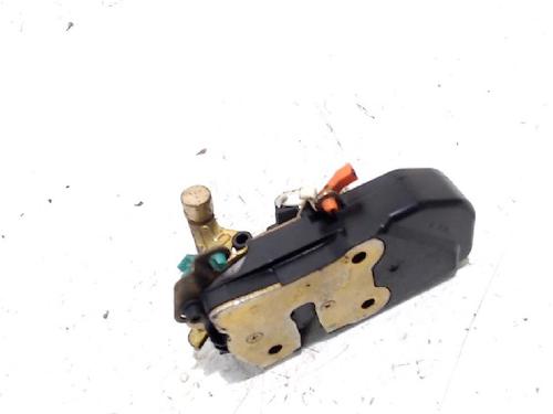 Front left lock CHRYSLER VOYAGER IV (RG, RS) 3.3 | BP13200327C98 