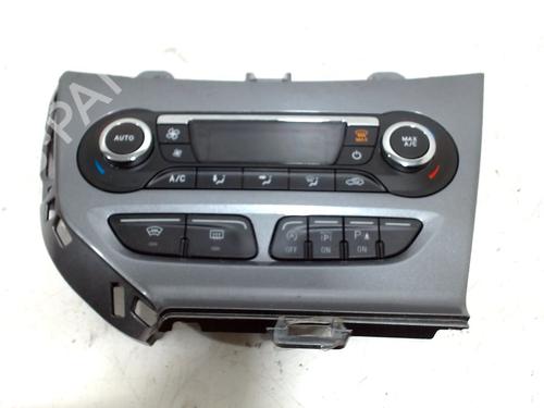 Used Climate control Climate control 11233429 11233429