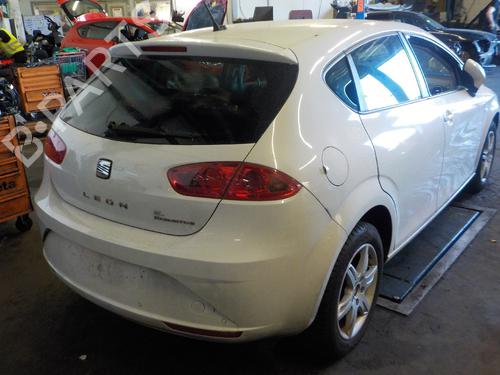 Steering column stalk SEAT LEON (1P1) 1.6 TDI | BP7773814I23 