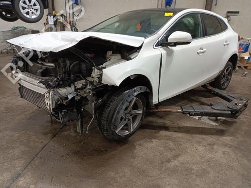 Brugte VOLVO V40 Hatchback (525)  D2  4613267