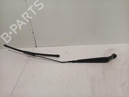 Used Front windshield wiper arm AUDI A3 Sportback (8YA, 8YF) RS3 quattro (400 hp) 25042113