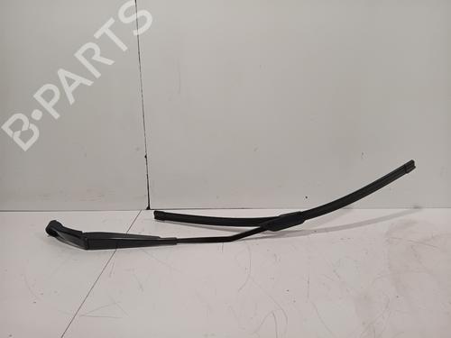 Used Front windshield wiper arm AUDI A3 Sportback (8YA, 8YF) RS3 TFSI quattro (400 hp) 25042112