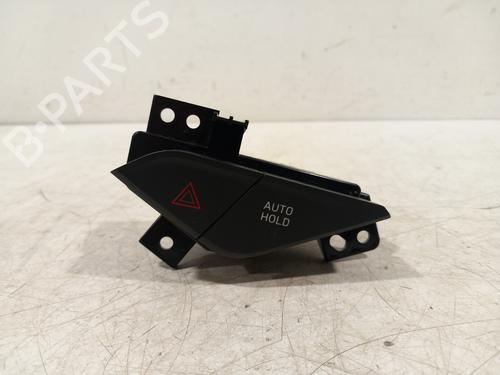 advarselskontakt-lynk-co-01-2017-34058807 main image