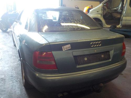 Dørhengsel/Dørstopper AUDI A4 B5 (8D2) 2.4 | BP13196021C146 