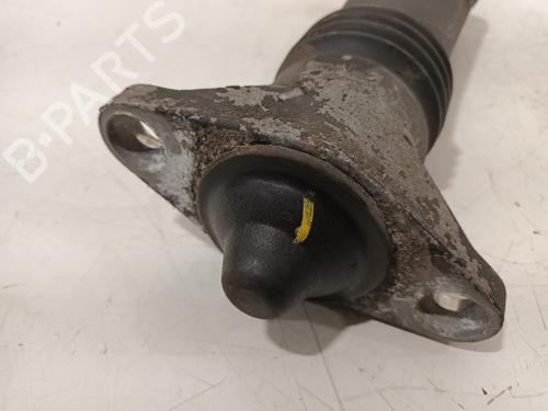 Left rear shock absorber HYUNDAI i30 Estate (FD) 1.4 | BP15737913M18 