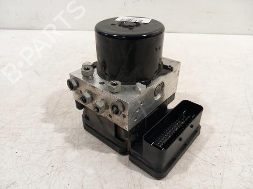 Used ABS pump ABS pump VOLVO V40 Hatchback (525) D3 (150 hp) 33607767 33607767