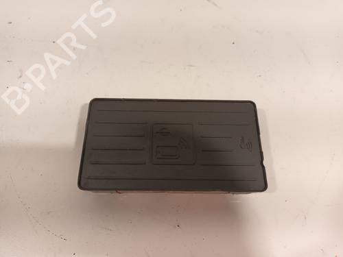 electronic-module-audi-a4-b9-avant-8w5-8wd-2015-27093633 main image
