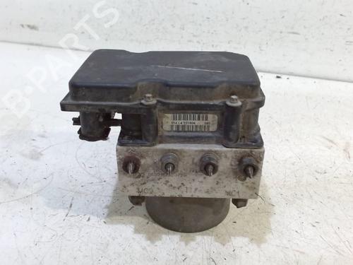 Used ABS pump PEUGEOT 107 (PM_, PN_) 1.0 (68 hp) 7703927