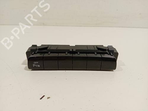 switch-mercedes-benz-vito-tourer-w447-2014-23646578 main image