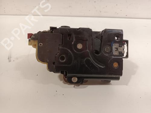 Zamek drzwi tylnych lewych VW TOUAREG (7LA, 7L6, 7L7) 4.2 V8 7L0839015A