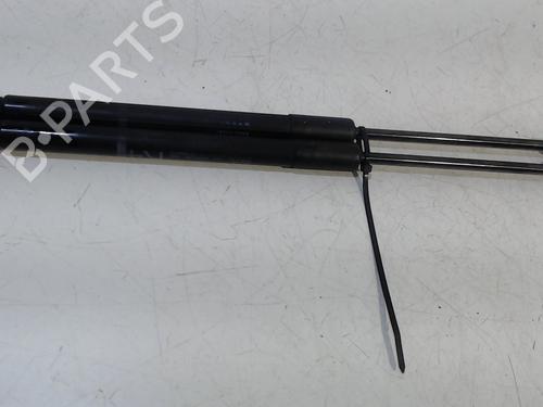 Tailgate lift support TOYOTA YARIS (_P13_) 1.5 Hybrid (NHP130_, NHP130) | BP13207564C138 