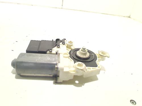 Used Left rear window motor VW GOLF IV (1J1) 1.4 16V (75 hp) 3260608