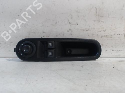 Used Switch RENAULT TWINGO III (BCM_, BCA_) 1.0 SCe 70 (71 hp) 13207745