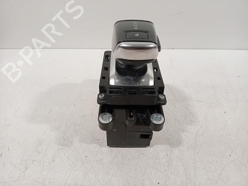 Gear lever PEUGEOT 3008 II SUV (MC_, MR_, MJ_, M4_) 1.6 THP 165 (M45GYW, M45GZW, M45GYV) | BP23123869M90 