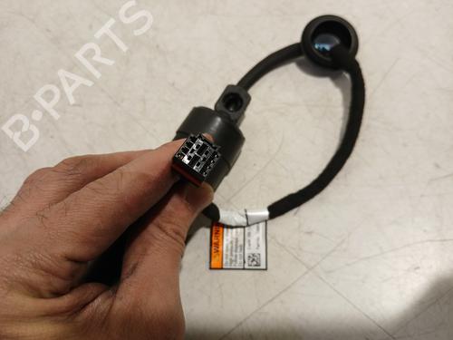 Tailgate lift support LYNK & CO 01 PHEV | BP33719126C138 - Image 4