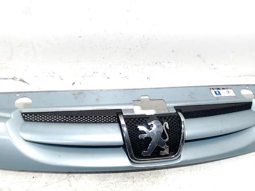 Used Grille PEUGEOT PARTNER MPV (5_, G_) 1.4 (75 hp) 7261800