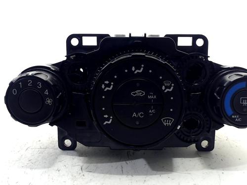Used Climate control FORD FIESTA VI (CB1, CCN) 1.4 TDCi (70 hp) 8688400