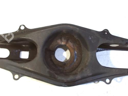 Used Right rear suspension arm Right rear suspension arm MERCEDES-BENZ E-CLASS (W212) E 350 CDI (212.025) (231 hp) 10668521 10668521