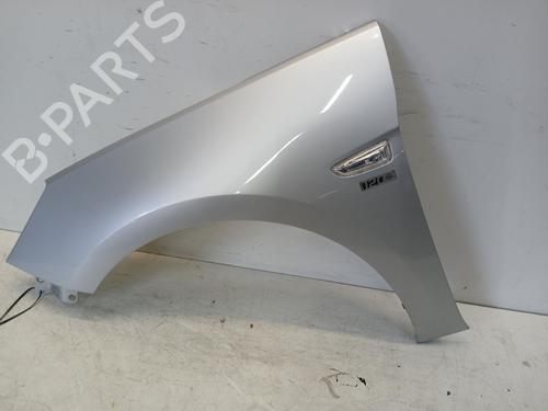 Used Left front fenders Left front fenders 37264972 37264972