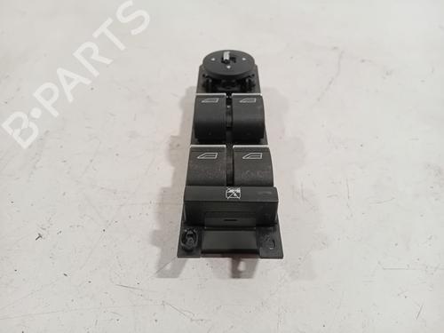 Switch FORD FOCUS III Turnier 1.0 EcoBoost | BP29169872I30 