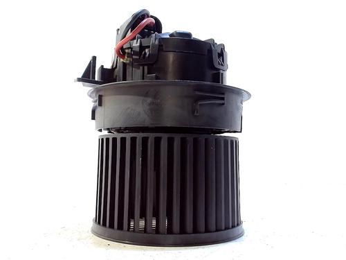 Used Heater blower motor Heater blower motor PEUGEOT 208 I (CA_, CC_) 1.0 VTi (68 hp) 8230242 8230242