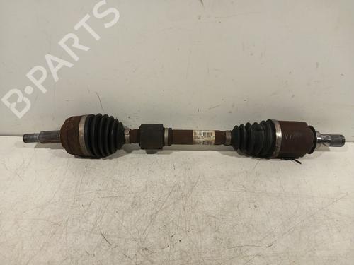 Używane Półoś przednia lewa Półoś przednia lewa RENAULT MEGANE IV Hatchback (B9A/M/N_) 1.5 dCi 110 (B9A3) (110 hp) 33678426 33678426