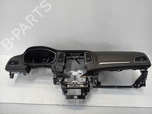 Tablier Tablier RENAULT MEGANE IV Grandtour (K9A/M/N_) 1.2 TCe 100 (100 hp) 39903931 39903931