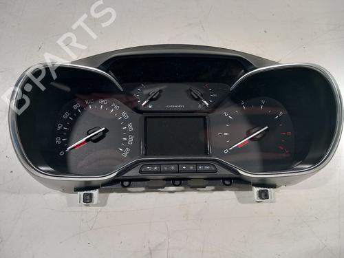 Used Instrument cluster CITROËN C3 III (SX) 1.2 VTi 82 (82 hp) 31610393