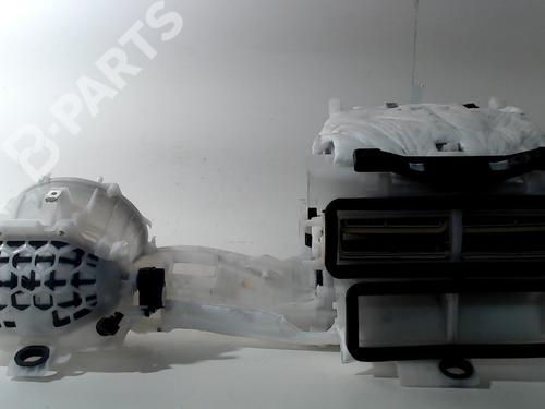 Used Heater matrix box Heater matrix box CITROËN C5 AIRCROSS (A_) 1.5 BlueHDi 130 (ACYHZJ, ACYHZR) (131 hp) 10670072 10670072