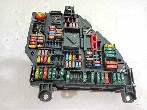 Used Fuse box BMW 5 Touring (F11) 550 i (449 hp) 15220160