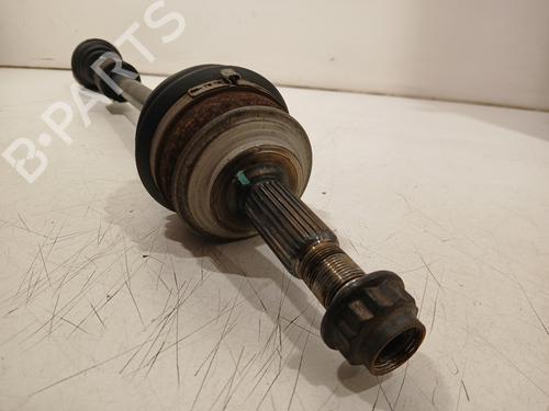 Right front driveshaft TOYOTA YARIS (_P13_) 1.5 Hybrid (NHP130_, NHP130) | BP26725681M39 
