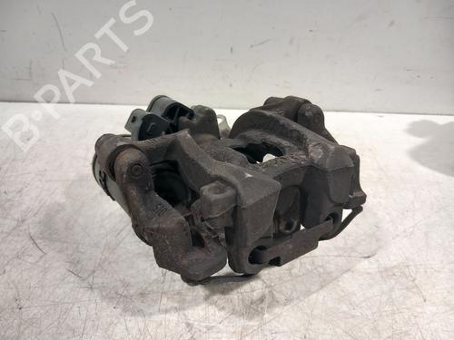 Used Right rear brake caliper Right rear brake caliper BMW 2 Gran Tourer (F46) 216 d (116 hp) 33722406 33722406