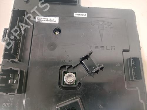 Electronic module TESLA MODEL 3 (5YJ3) EV AWD | BP30408878M83 - Image 3