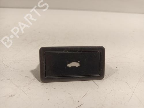 Used Switch Switch 18069733 18069733