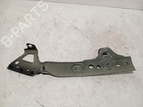 Used Right headlight support Right headlight support 38468342 38468342