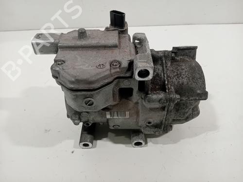 Used AC compressor TOYOTA YARIS (_P13_) 1.5 Hybrid (NHP130_, NHP130) (101 hp) 30489072
